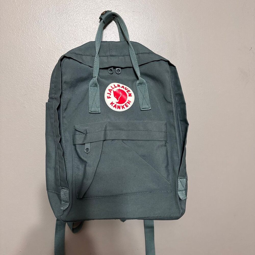 Fjällräven Kånken Backpack 10” x 13 1/2”